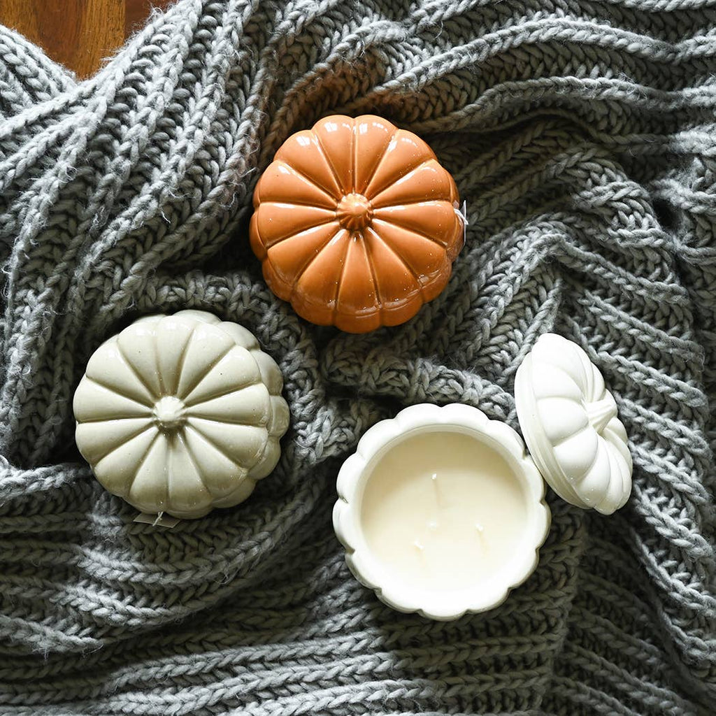 Fall Ceramic Pumpkin 16 oz: Caramel Corn Candle