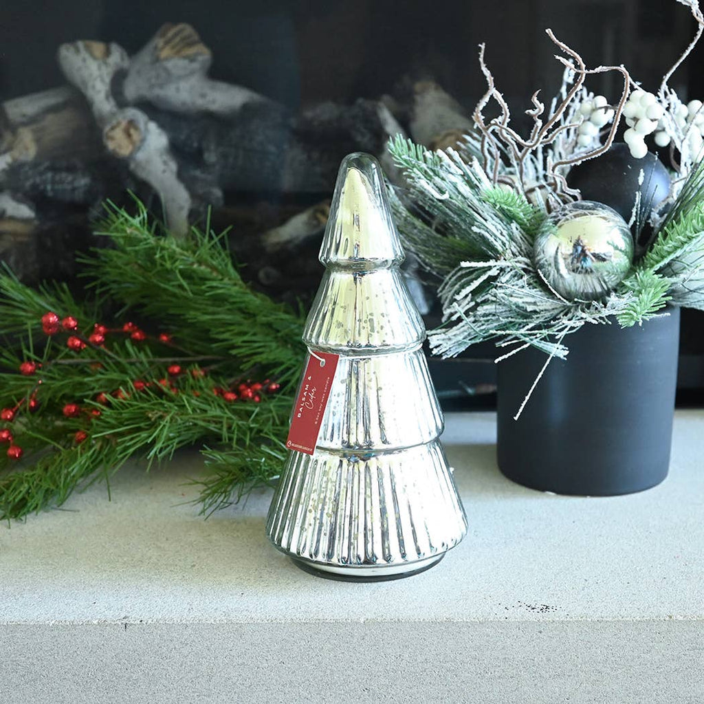 Winter LE Holiday Tree 8.5 oz: Balsam & Cedar Candle
