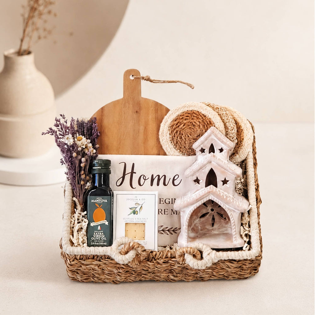 Handwoven Wicker Gift Basket • Savar Basket With Handle (S)