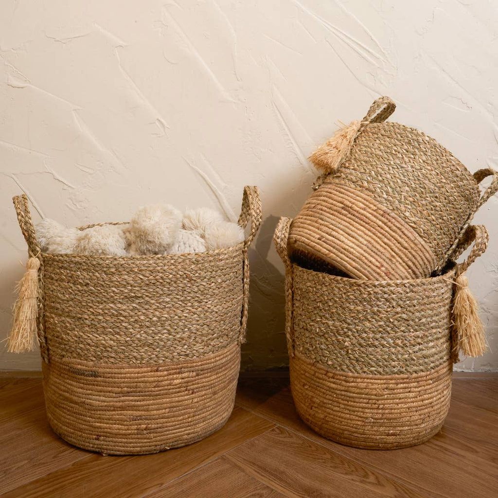 Attractive Coastal Charm Tassel Basket