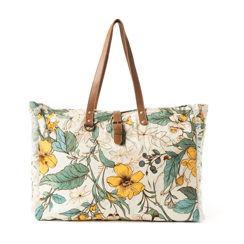Lovely Florals Weekender Myra Bag In Light Green