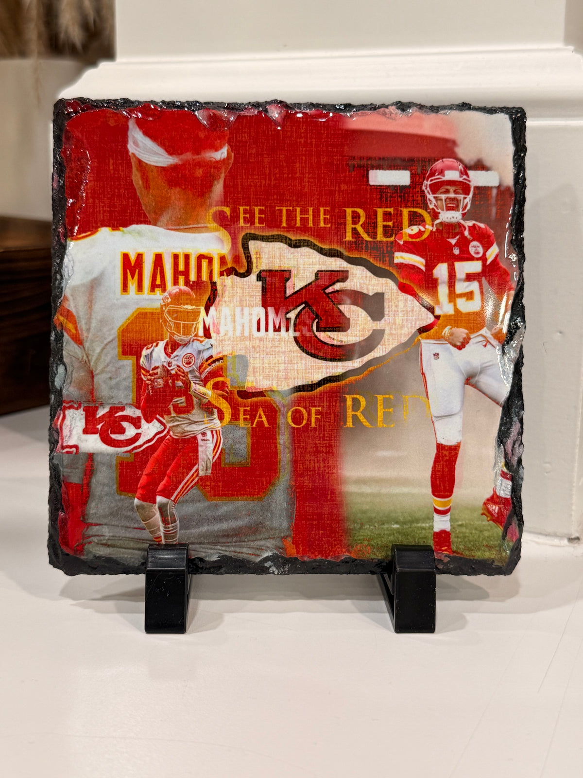 Mahomes See the Red, Sea of Red Slate Picture Decor