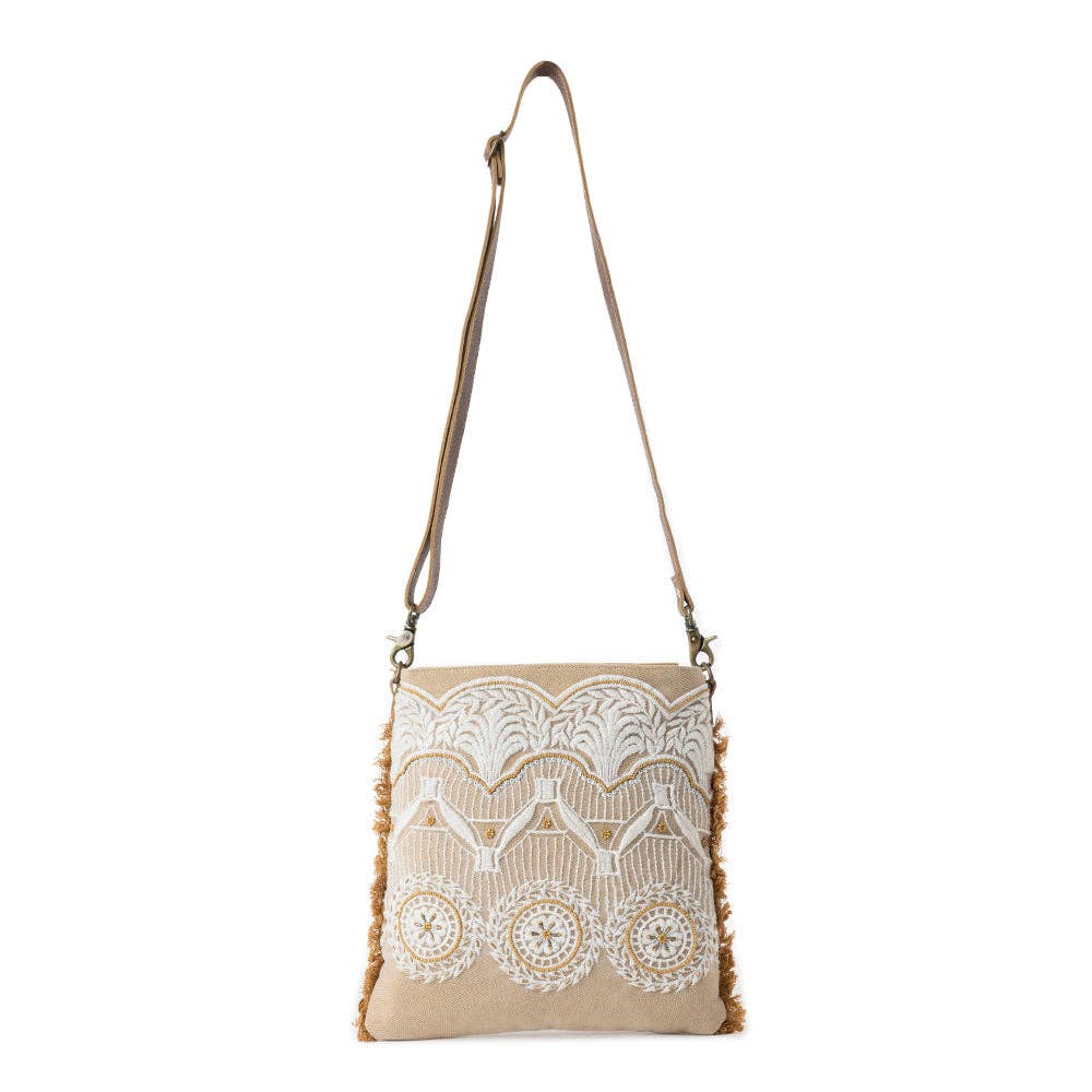 Prairie Lace Shoulder Bag in Cottage White Myra Bag