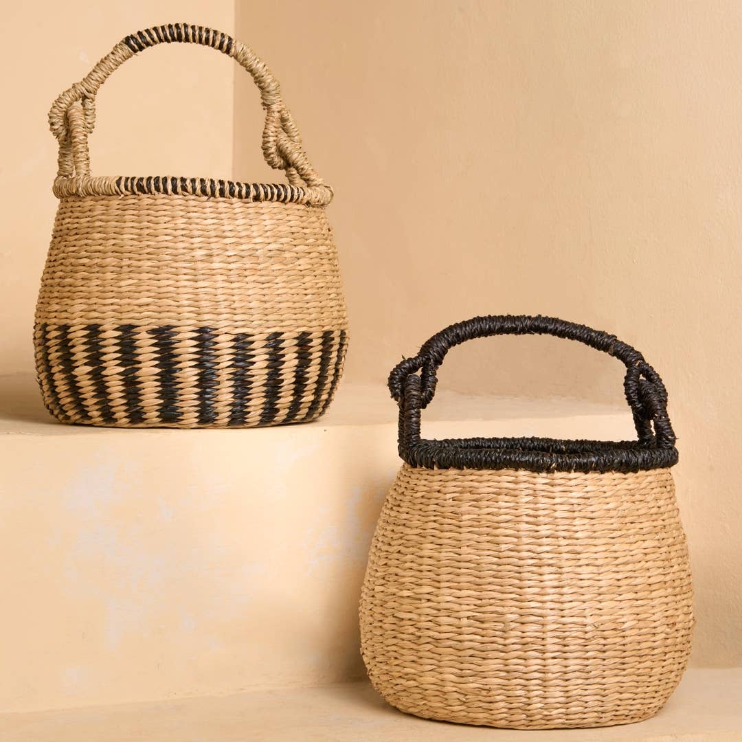Round Seagrass Basket with Handle