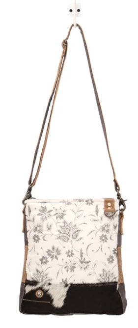 Albino Shoulder Myra Bag