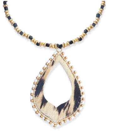 De La Artesia Necklace Myra Bag