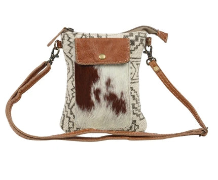 Vuierra Rivet Small & Crossbody Myra Bag