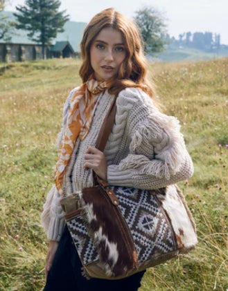 Elisa Le Small & Crossbody Myra Bag