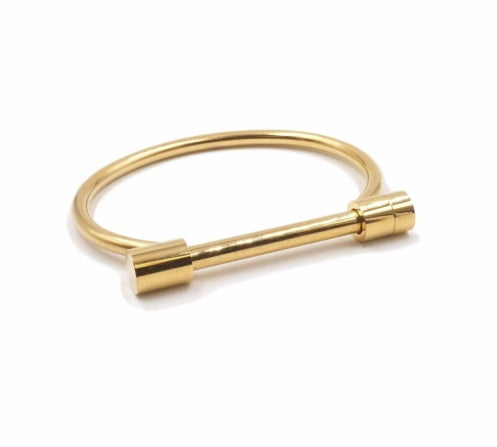 Kinsley Armelle Gold Bar Bracelet