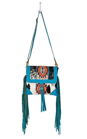 Tonga Ridge Canvas & Hairon Myra Bag in Blue