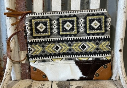 Bison Ridge Small & Crossbody Myra Bag