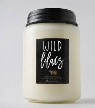 26 oz Farmhouse Jar Candle: Wild Lilacs