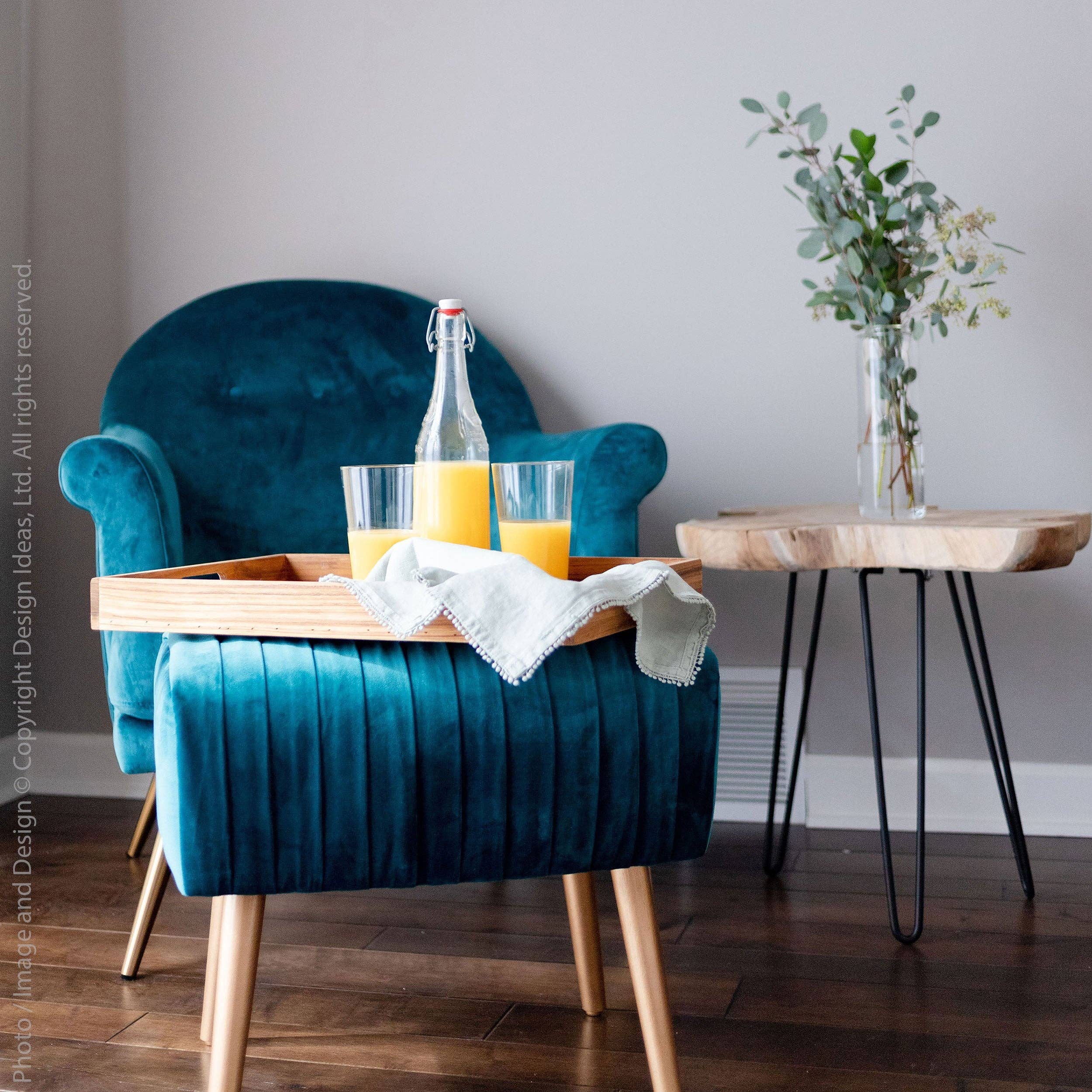 Takara™ side table