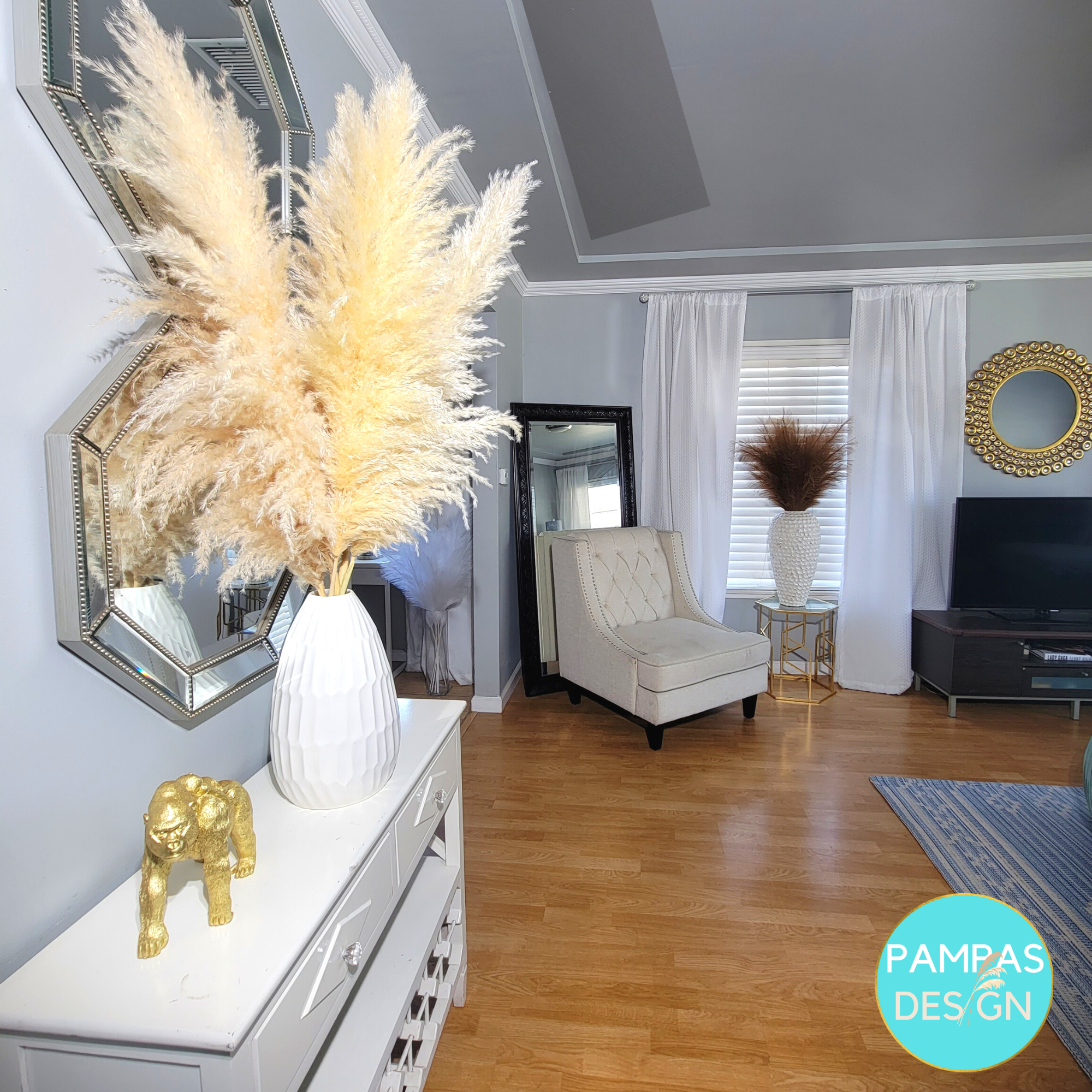 Huge XL Fluffy Pampas Grass 1 Stem (3.5ft to 4ft Tall)