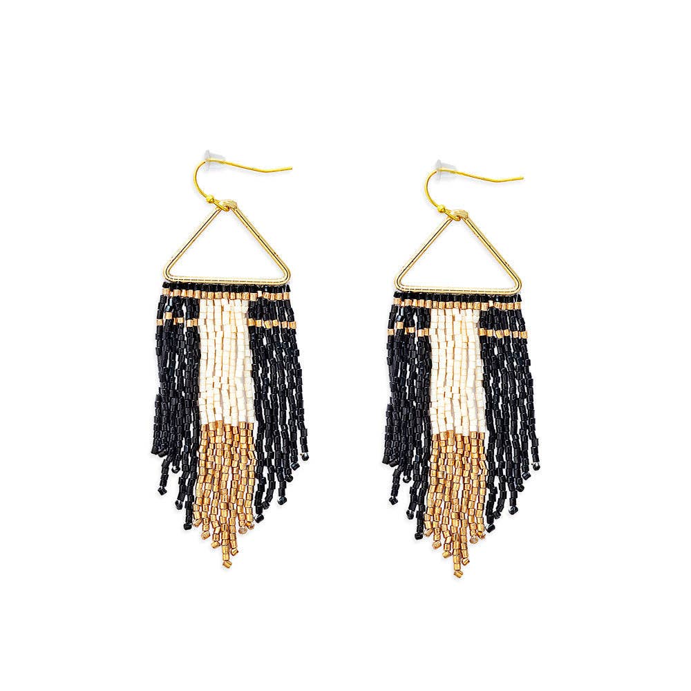Horizon Sight Beaded Earrings In Ebony Myra