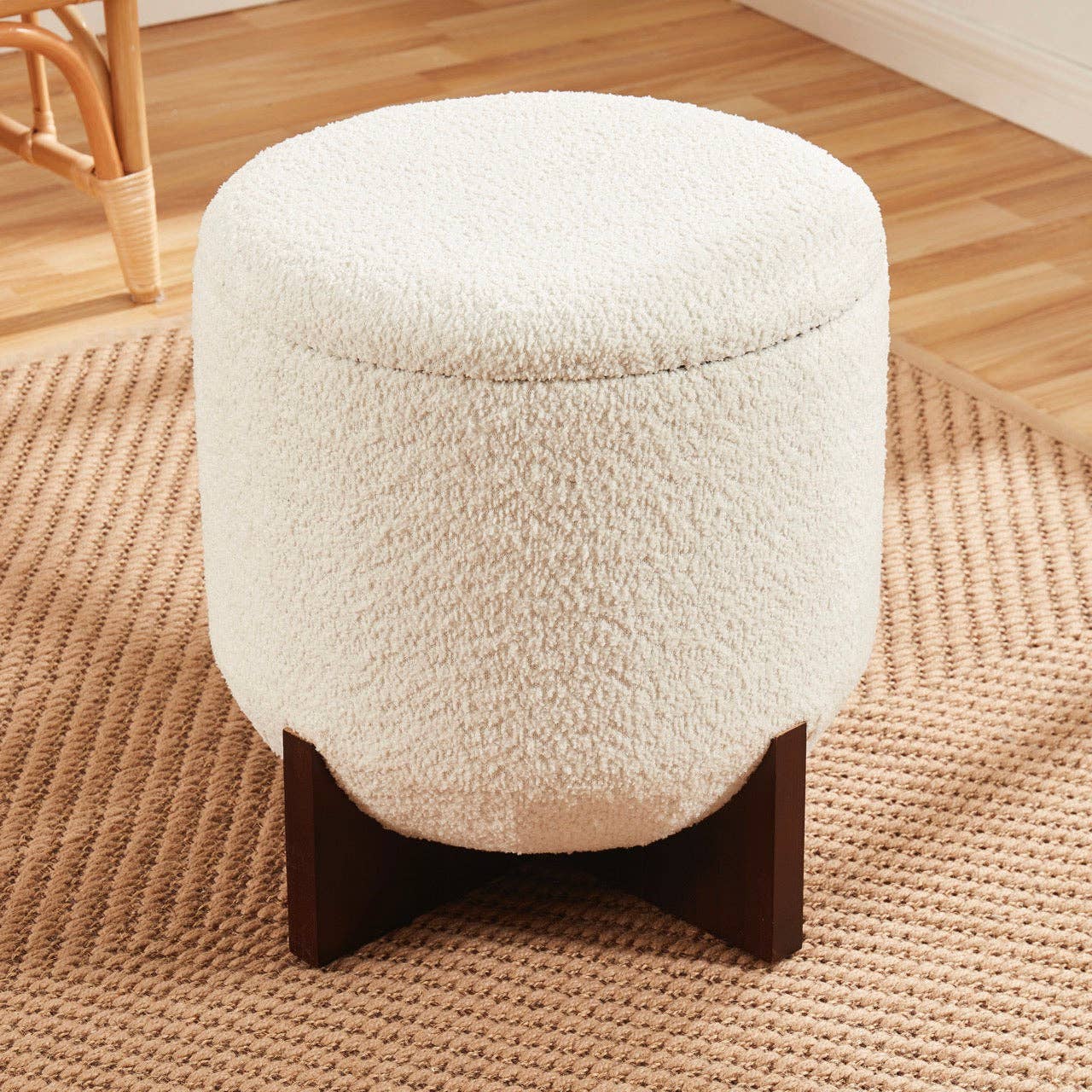 Bradford Round Boucle Ottoman