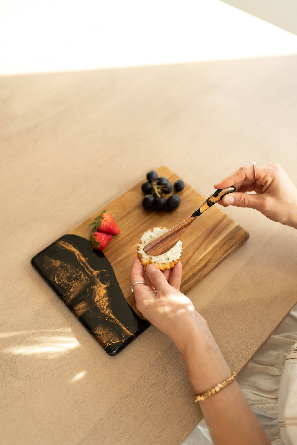 Resin Acacia Cheese Spreader Set of 5