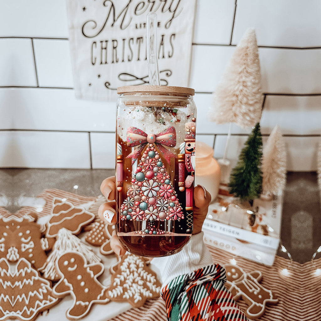 Nutcracker Glam 17oz