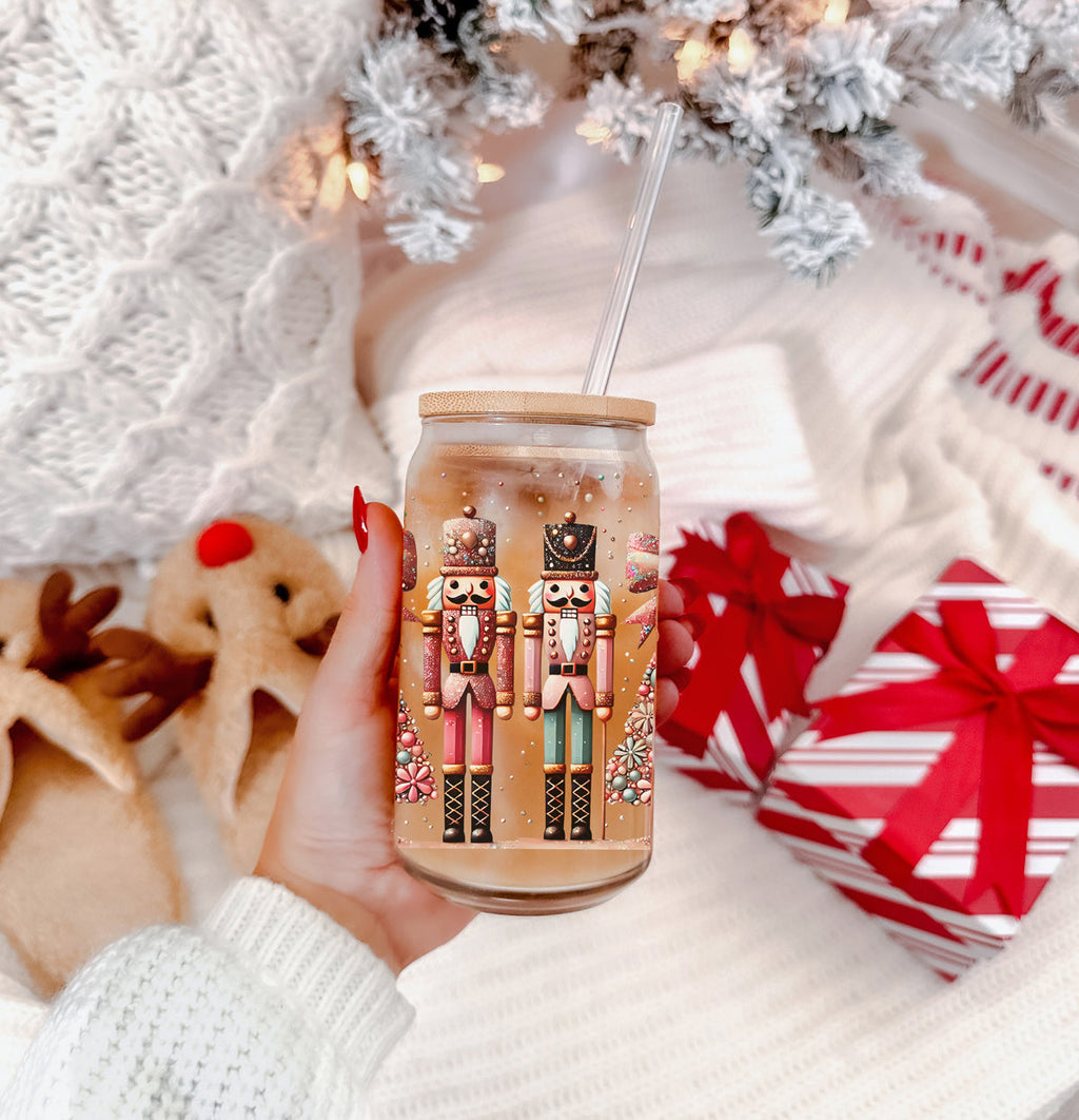 Nutcracker Glam 17oz